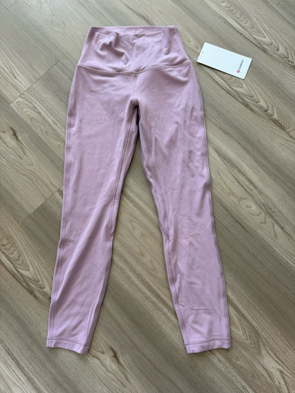 NWT! Lululemon Align High-Rise Pant 25"
Rose Blush - 4